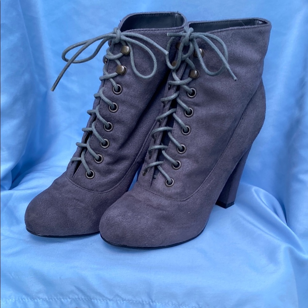 Newport News Gray Lace Up Boots with Stacked Heel